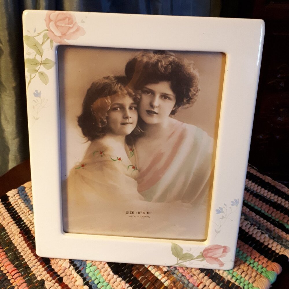 Romantic Photo Frame - Holds 8x10 Photo - White Glass /  Pink Roses